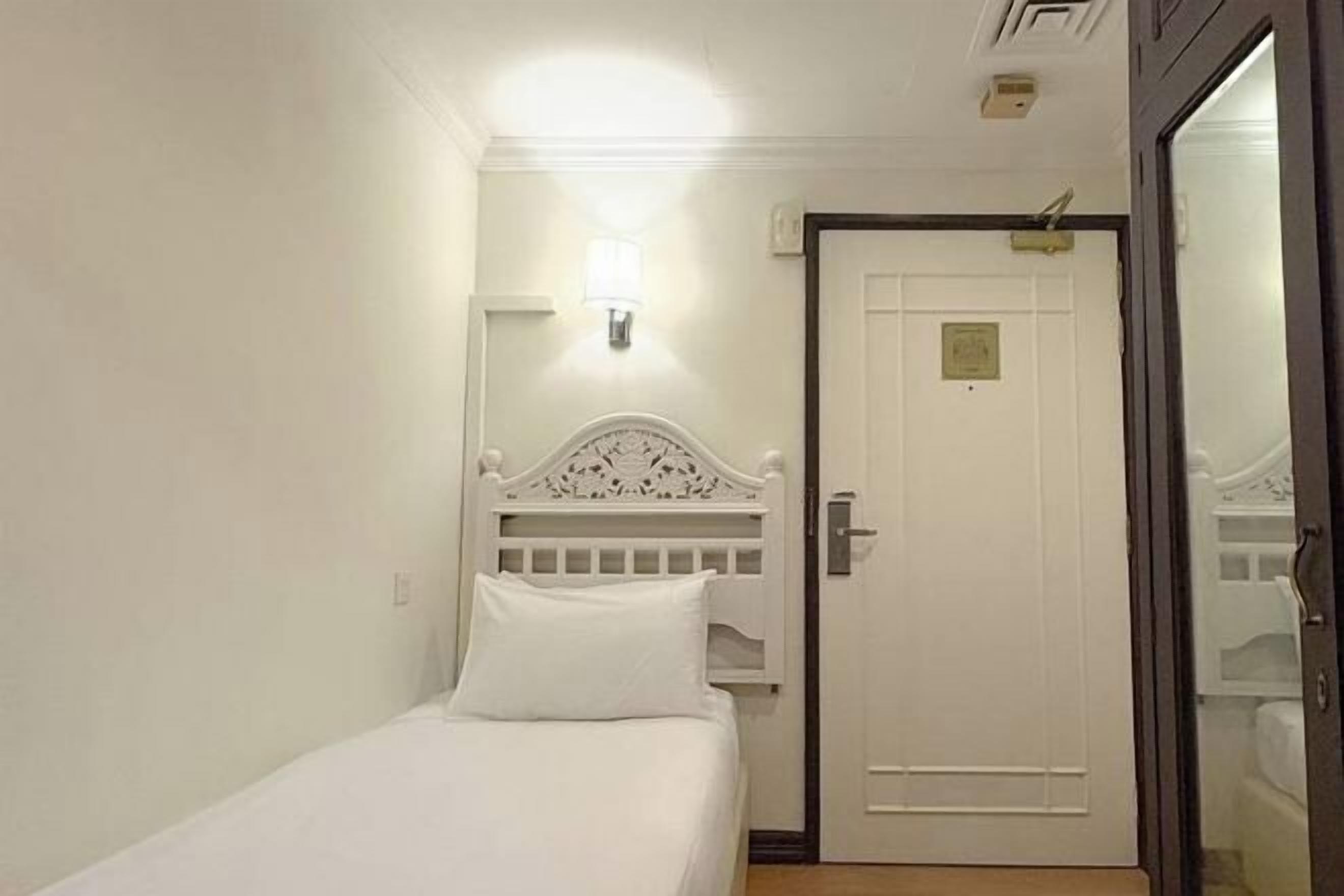 In-room safe, blackout drapes, iron/ironing board, free WiFi