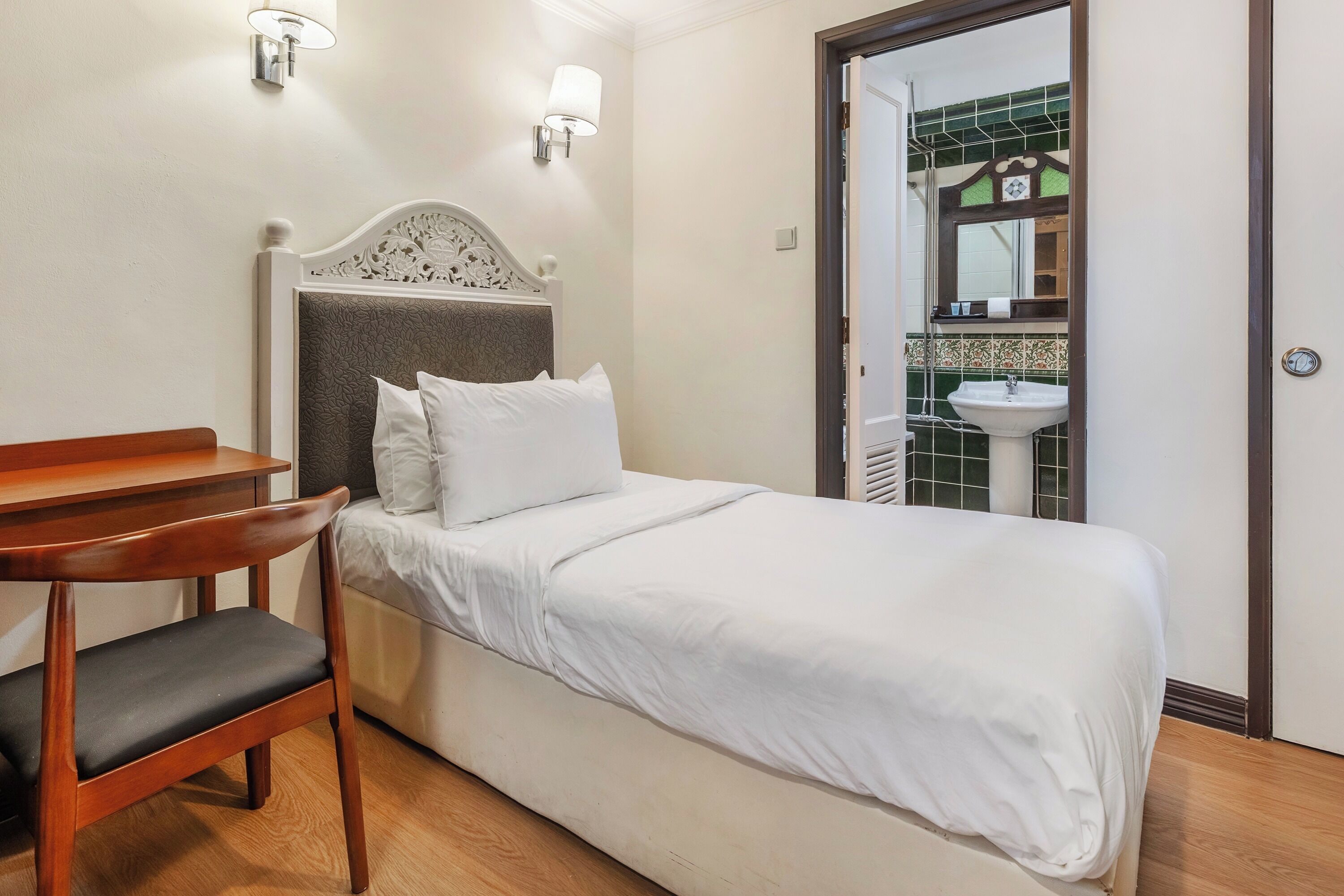 In-room safe, blackout curtains, iron/ironing board (on request)