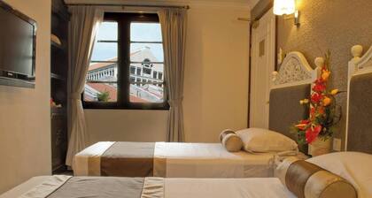 The Inn At Temple Street