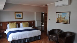 Executive Double Room | 1 bedroom, in-room safe, desk, WiFi (free) - Parliament Hotel (Cape Town)