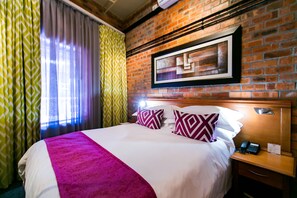 Suite, 1 King Bed - Cape Town Lodge Hotel (Cape Town)