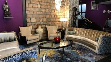 Sala de estar en el lobby