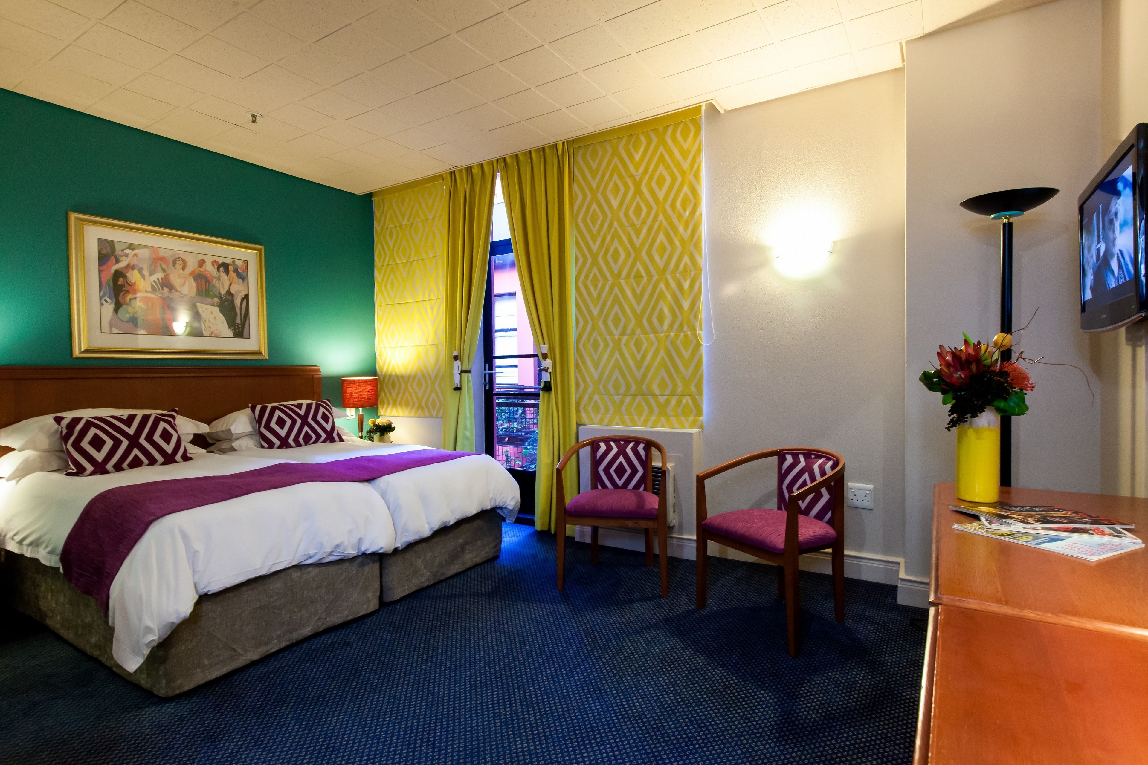 superior double or twin room | minibar, in-room safe, desk, blackout curtains