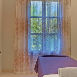 Sauna, hot tub, steam room, Turkish bath, body treatments, body wraps