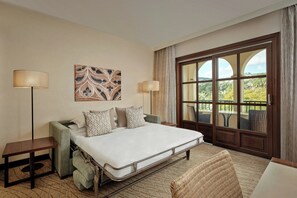 Junior Suite, 1 King Bed with Sofa bed