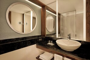 Free toiletries, hair dryer, bathrobes, slippers - Sheraton Mallorca Arabella Golf Hotel (Palma de Mallorca)