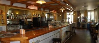 Hotel La Colina