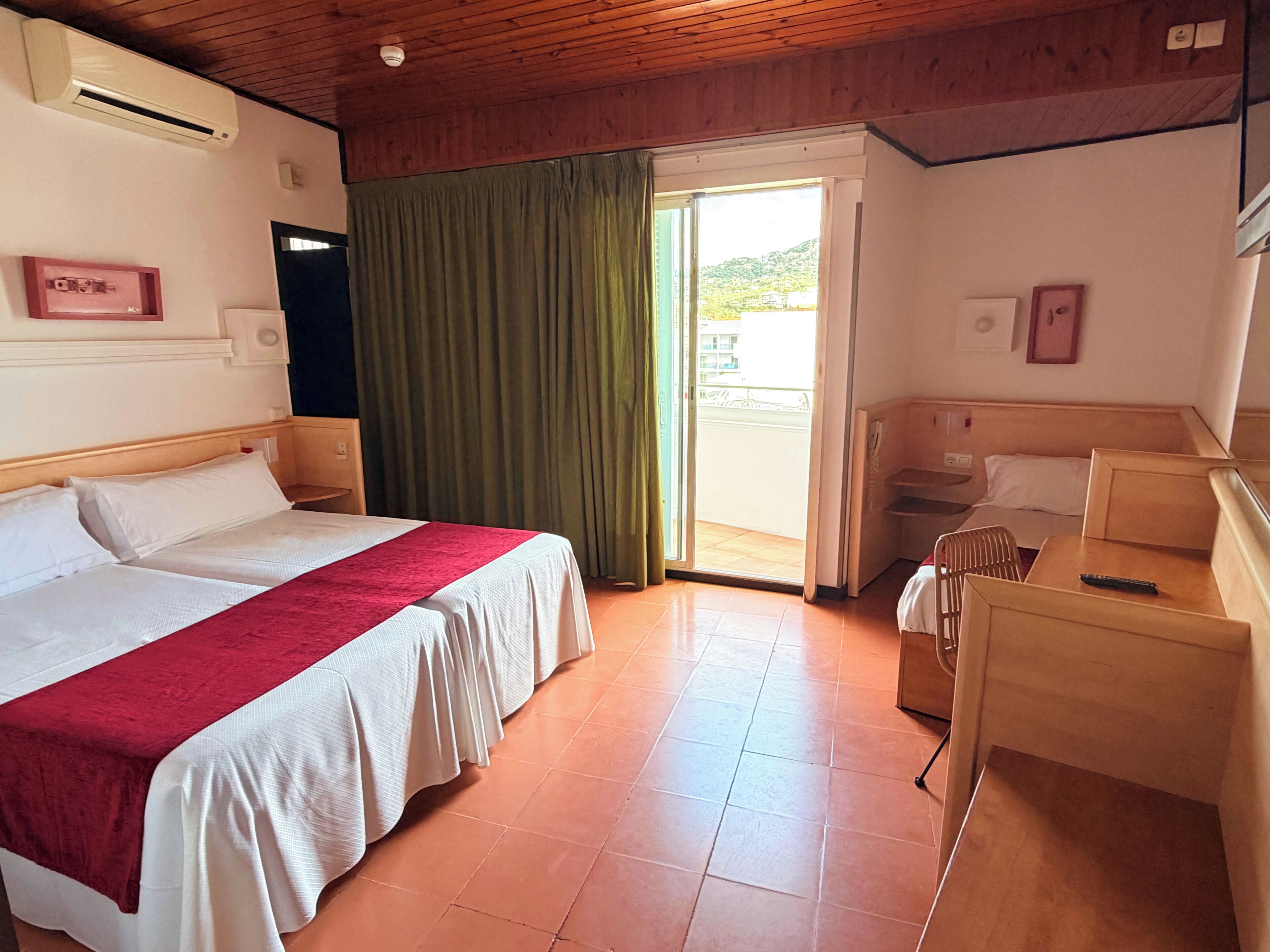Photo - Hotel Xaine Park