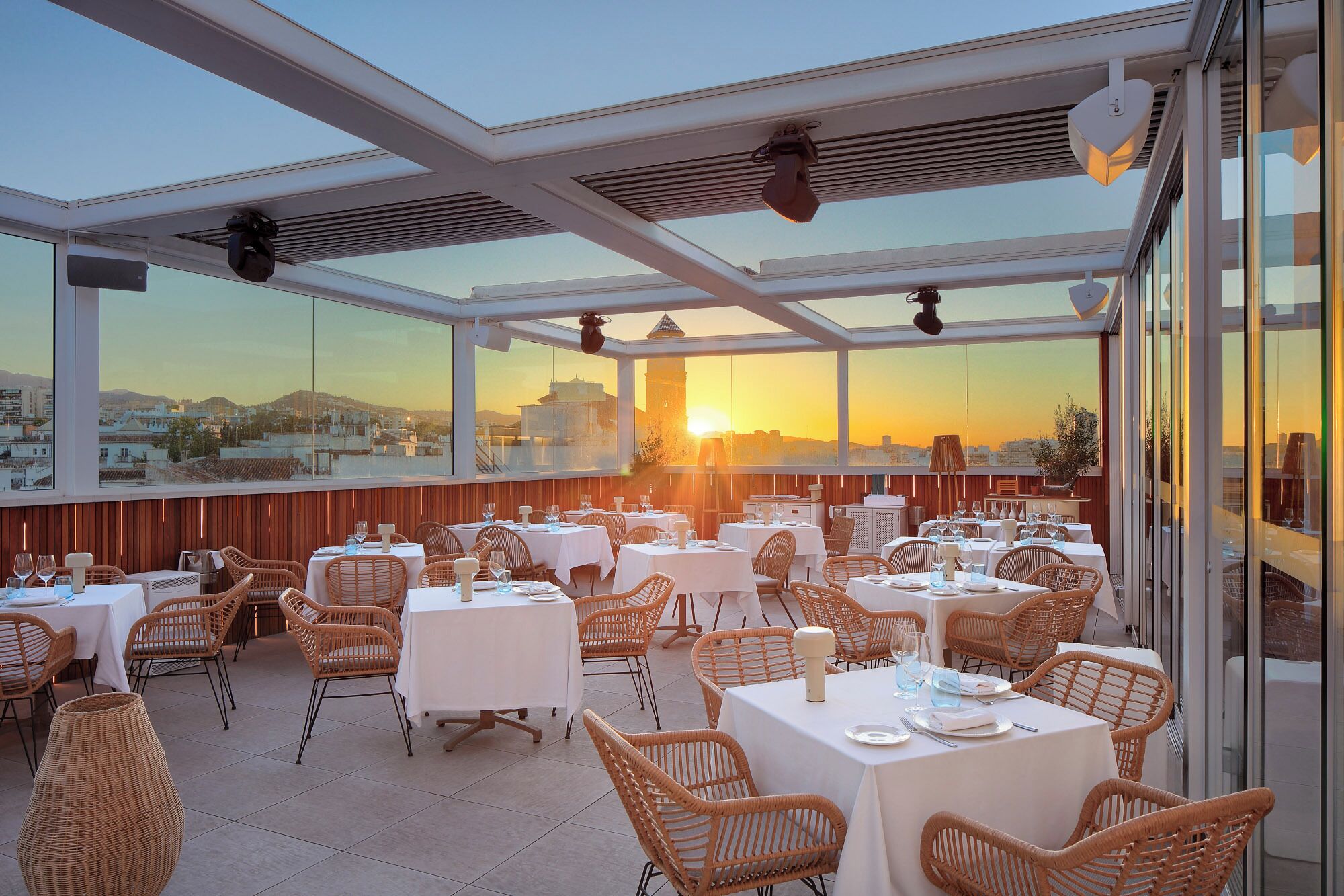 Breakfast and lunch served, Mediterranean cuisine