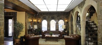 Hotel Leonor Miron