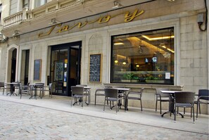 Bar (en la propiedad)