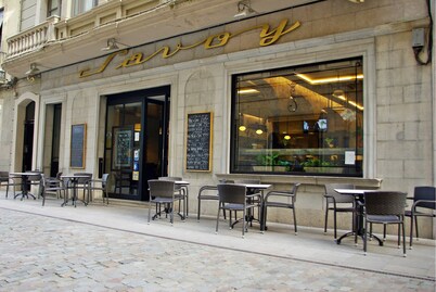 Peninsular Hotel