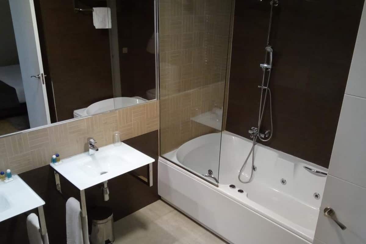 Suite, Jetted Tub | Bathroom