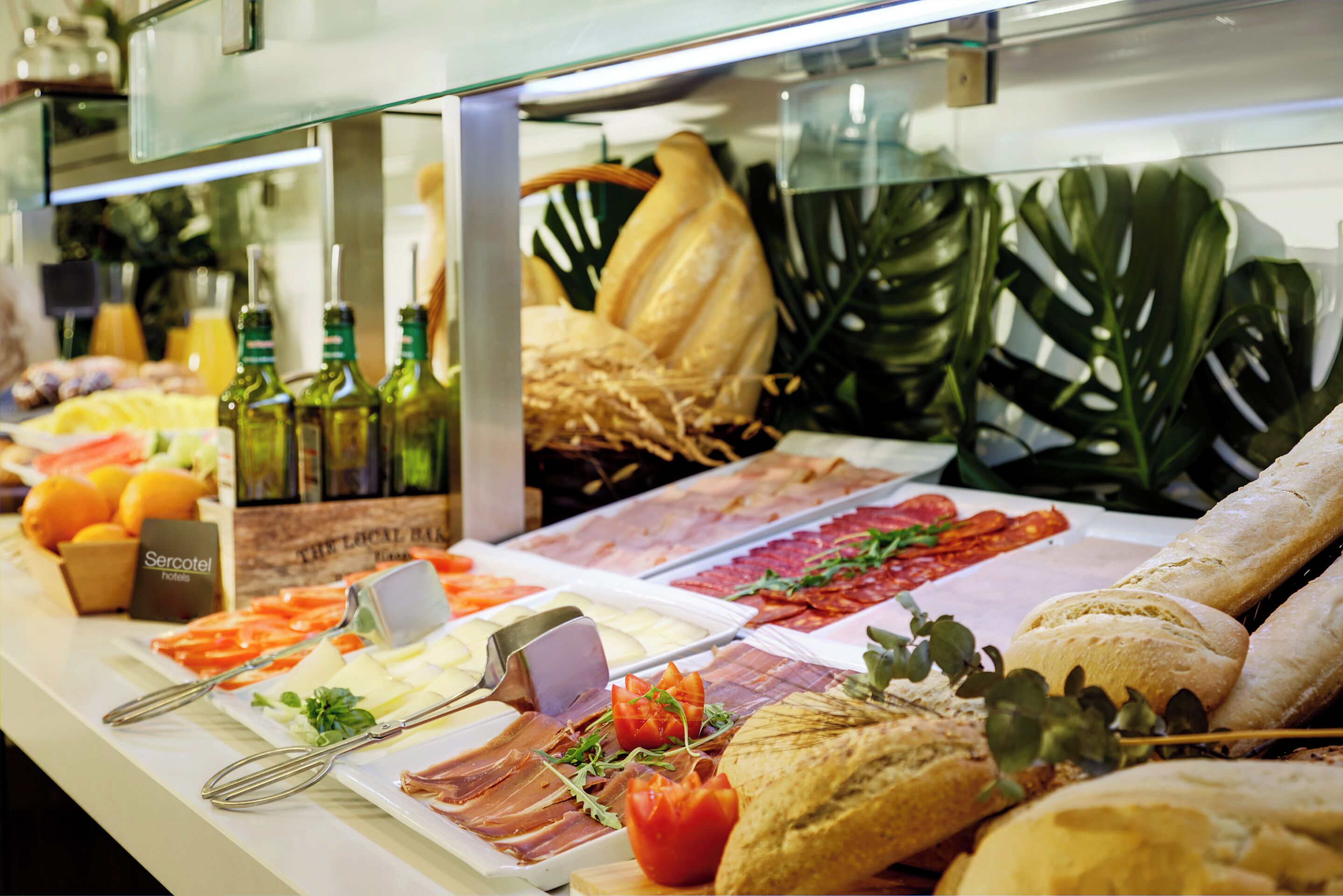 Desayuno buffet todos los días (con cargo)