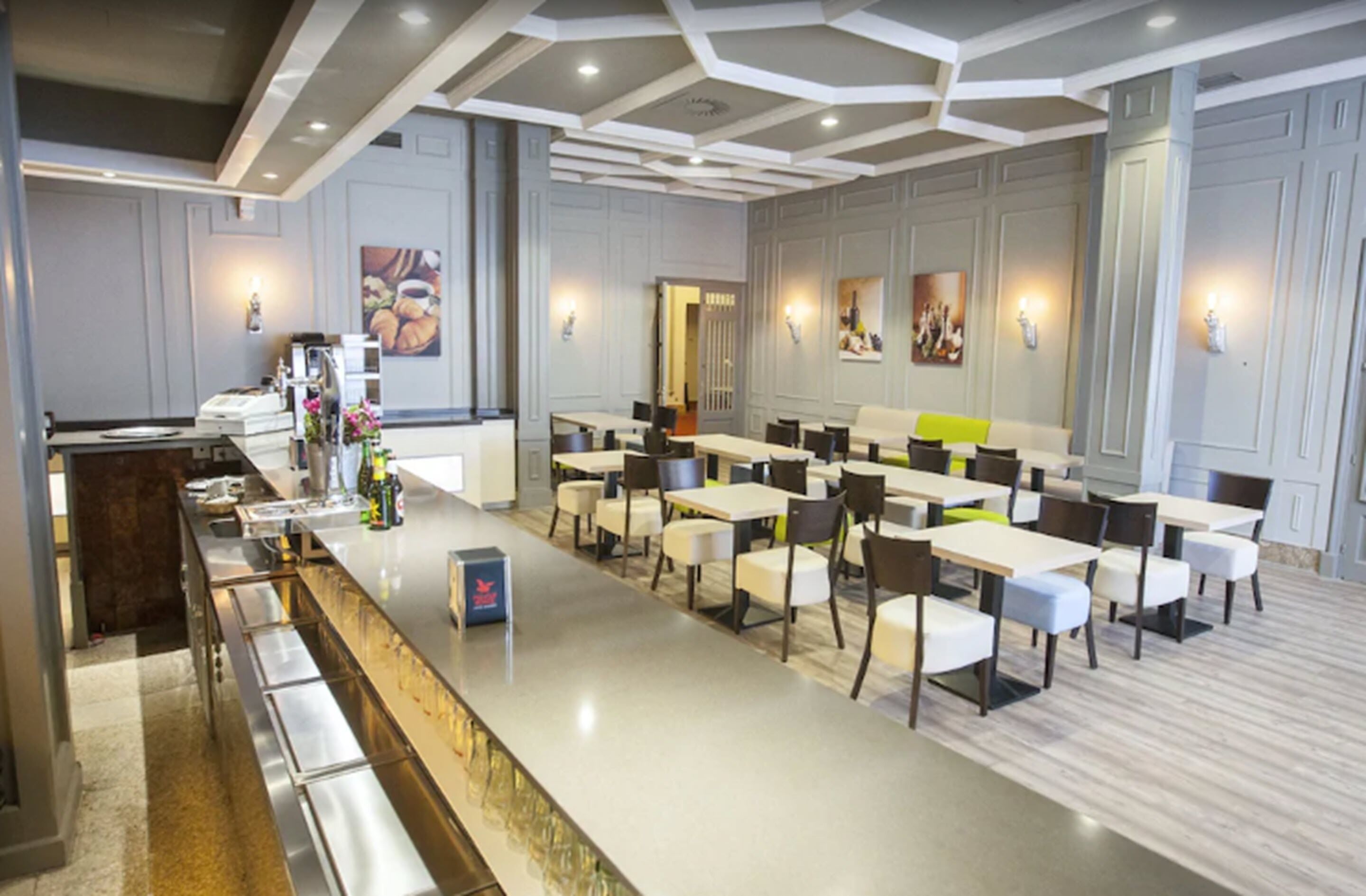 daily cooked-to-order breakfast (eur 14 per person)