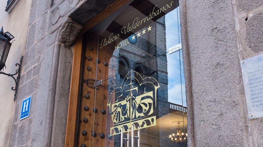Hotel Palacio de ValderrĂĄbanos