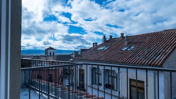 Habitación doble, terraza | Vistas desde el alojamiento