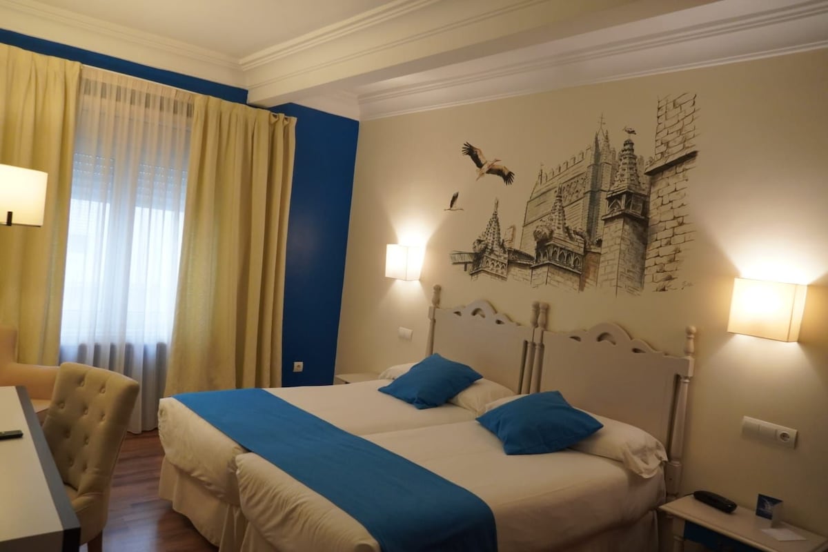 Economy Twin Room