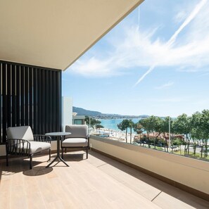 Outdoor dining - ATH Gran Hotel Samil (Vigo)