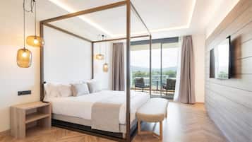 Minibar, in-room safe, desk, free cribs/infant beds
