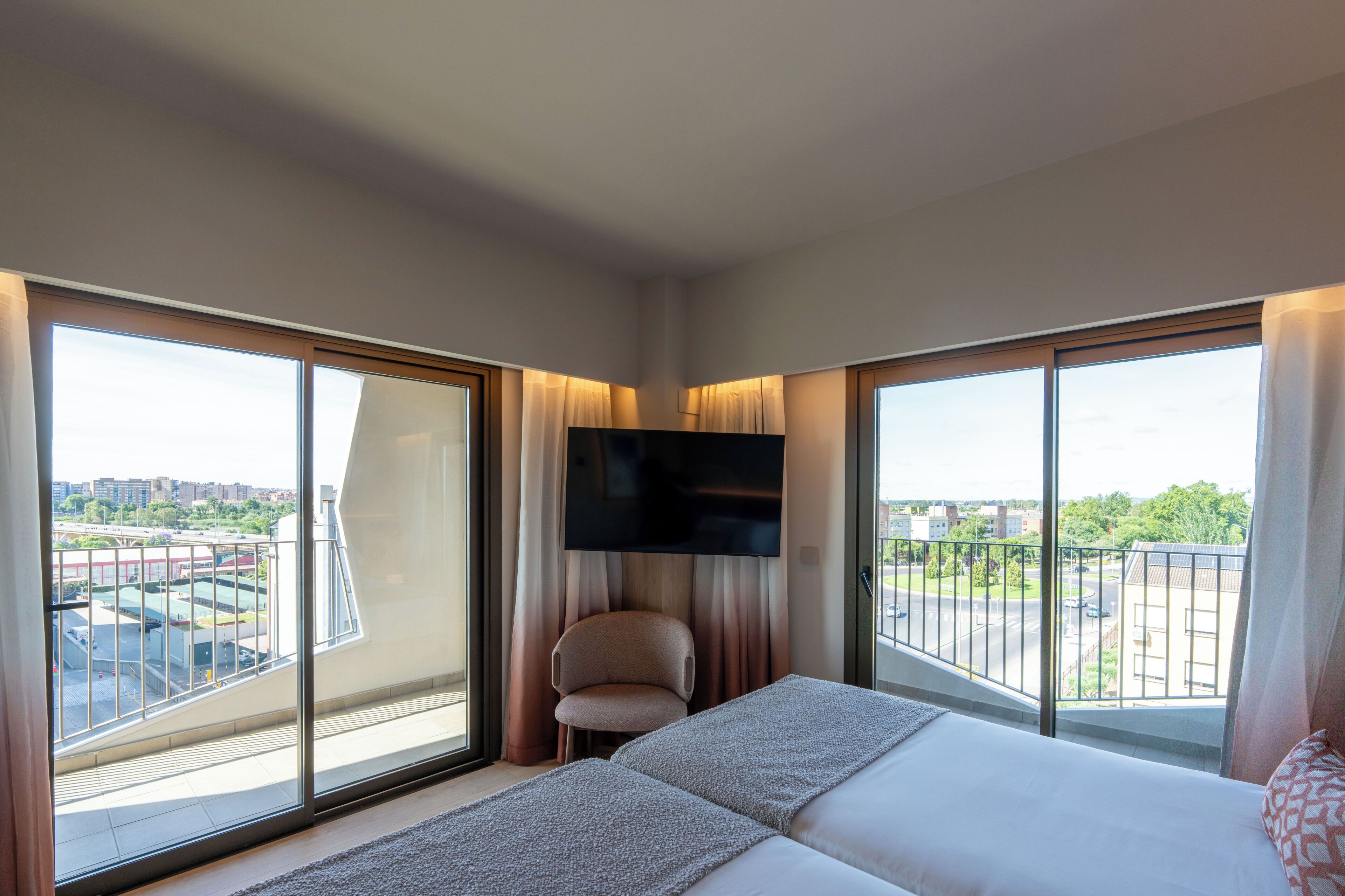 Deluxe Double Room with Balcony | In-room safe, desk, laptop workspace, blackout drapes