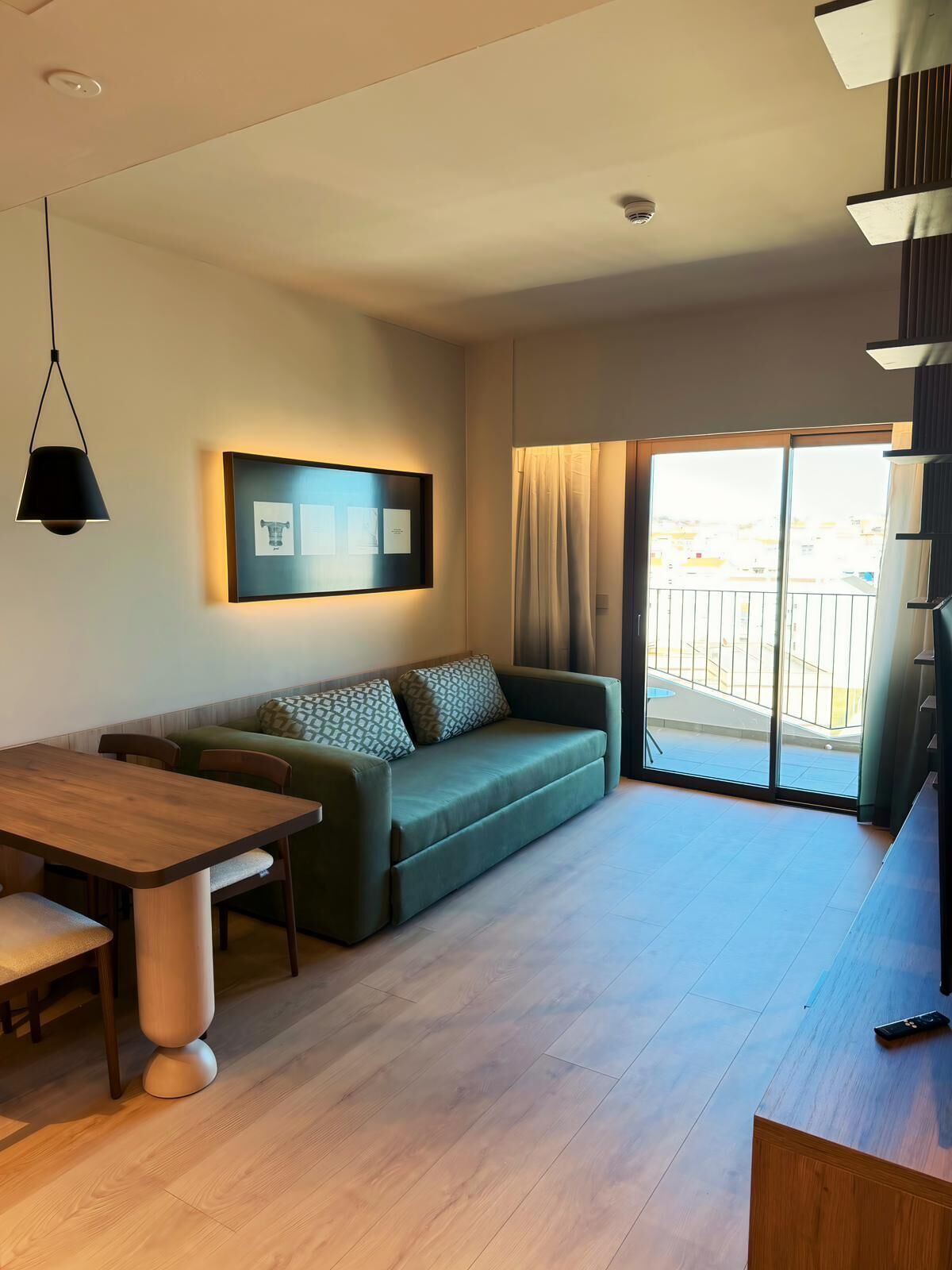 Duplex | Desk, laptop workspace, free WiFi, bed sheets