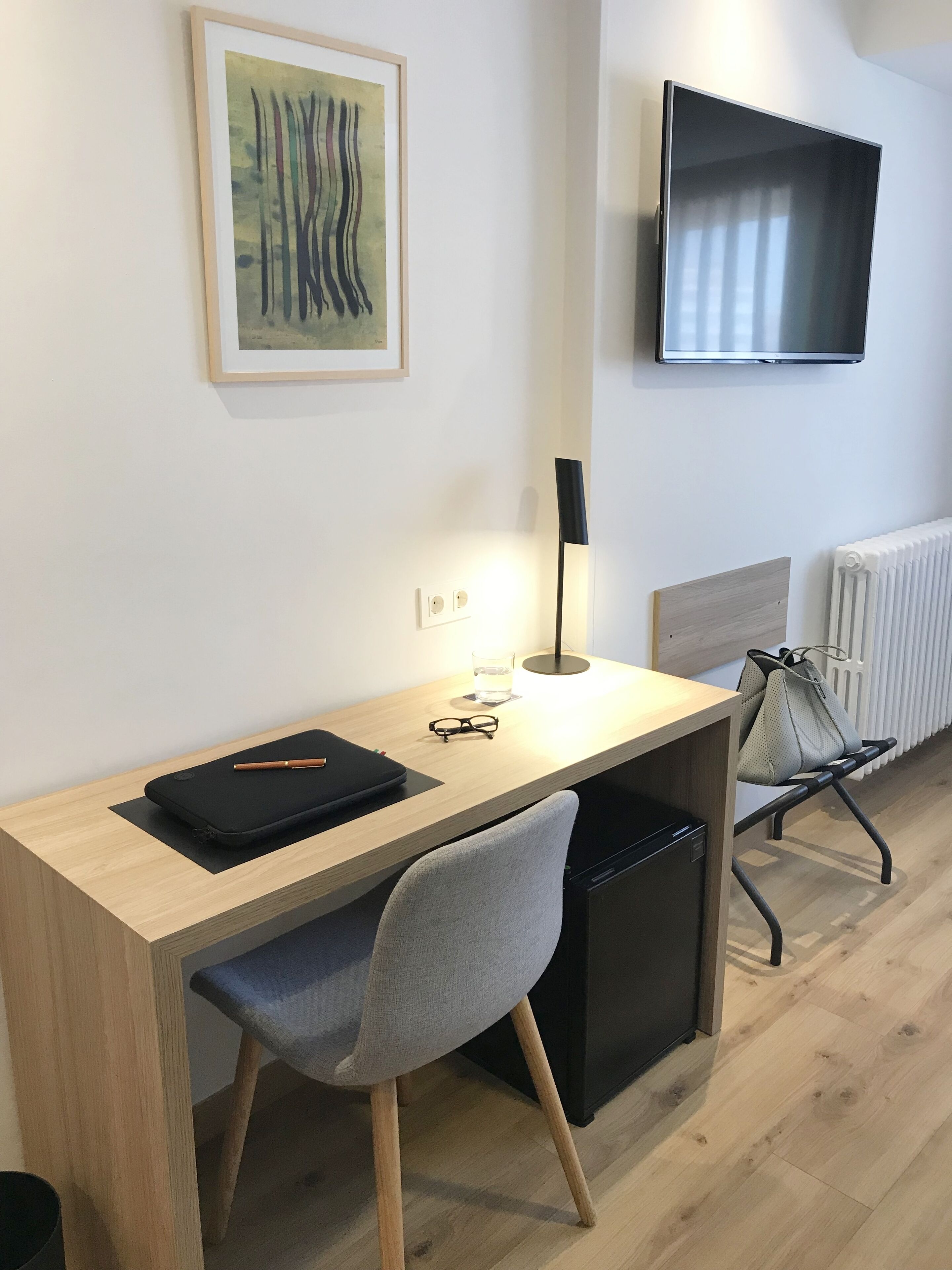 1 bedroom, in-room safe, desk, blackout curtains