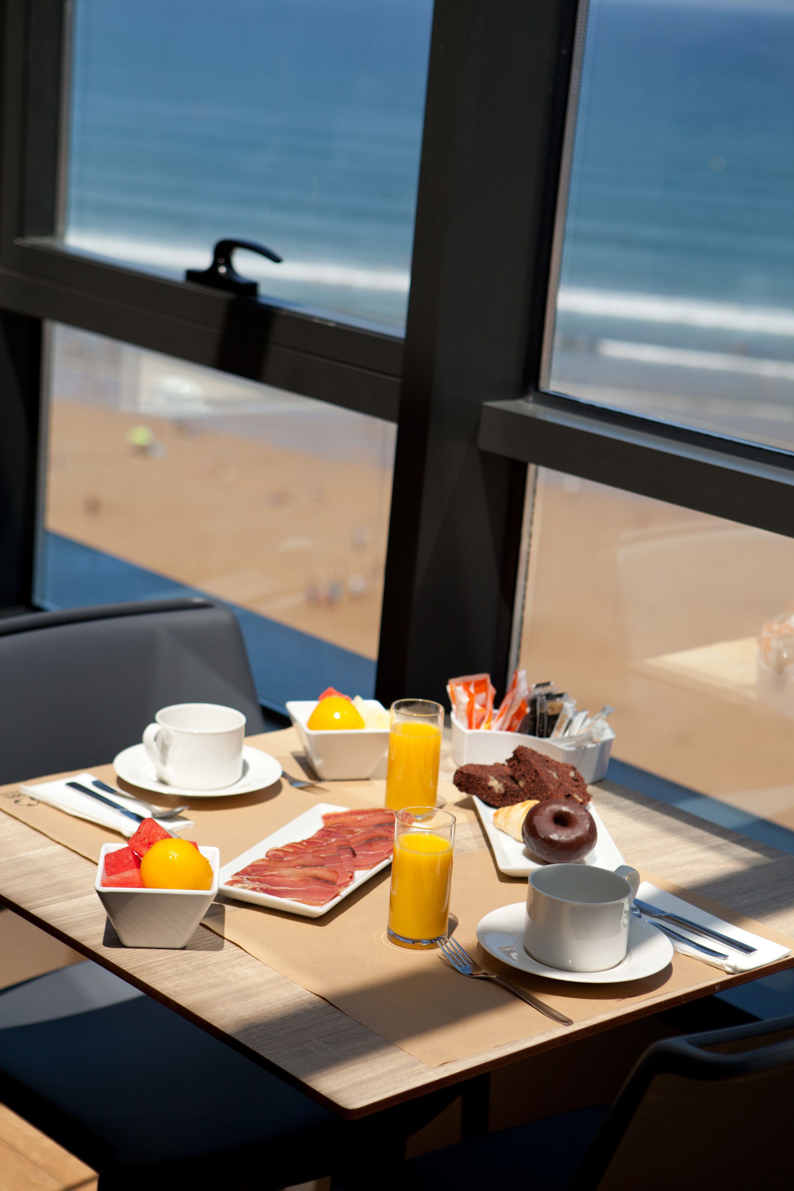 daily buffet breakfast (eur 11.9 per person)