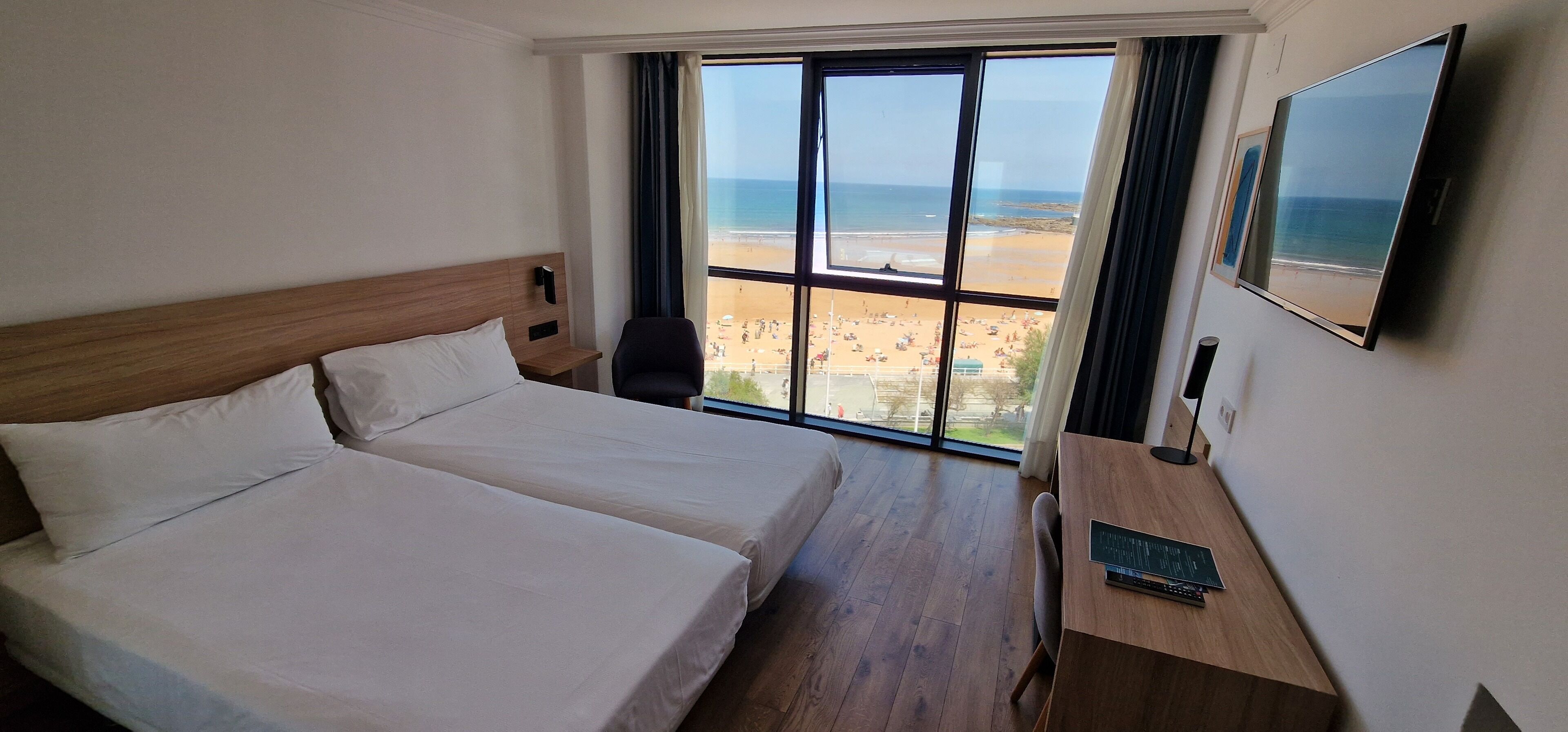 standard twin room, beach view | 1 bedroom, in-room safe, desk, blackout curtains