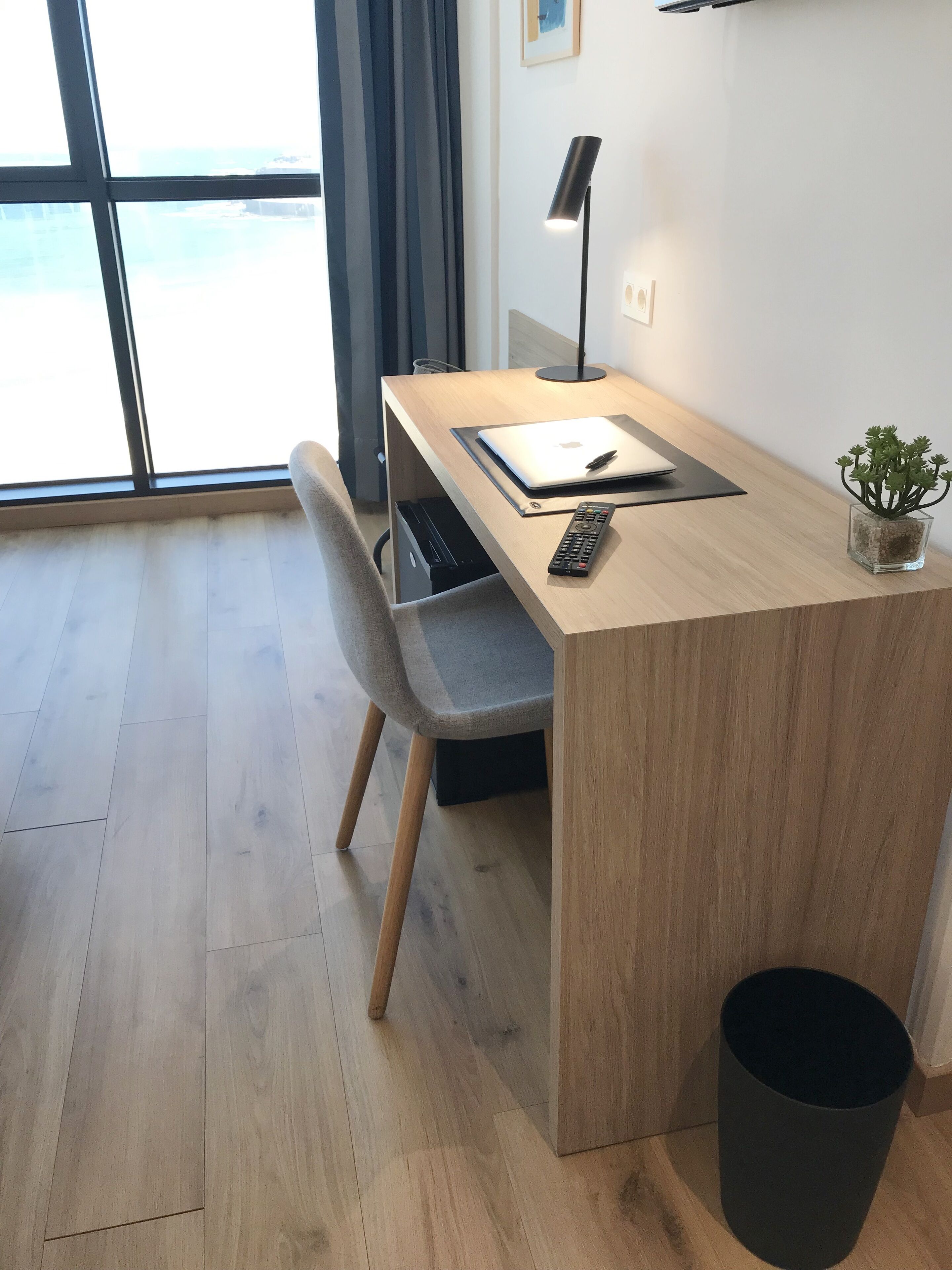 1 bedroom, in-room safe, desk, blackout curtains