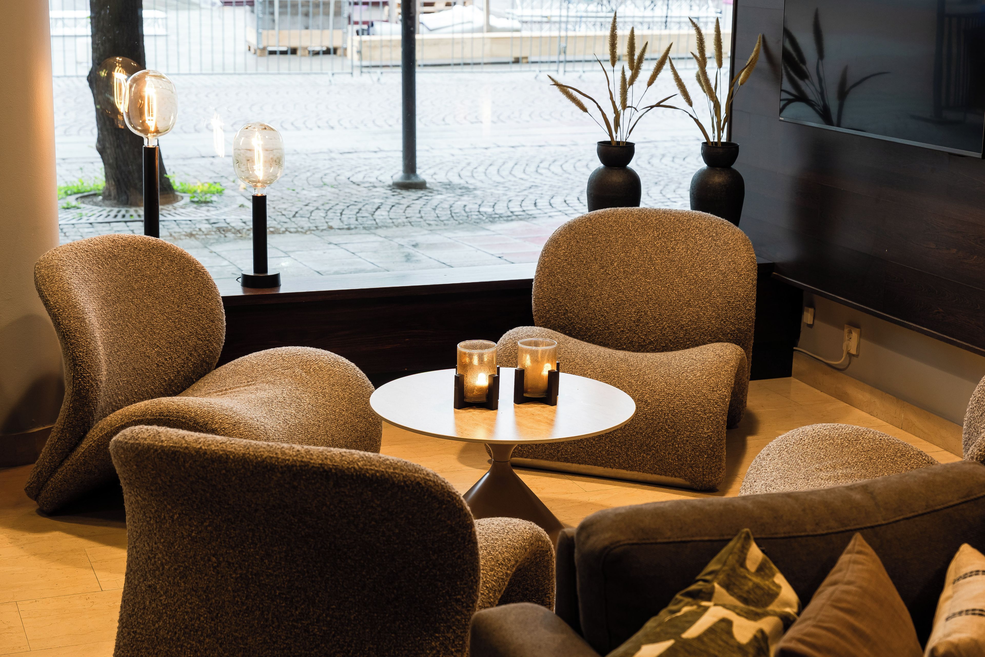 Lobby sitting area