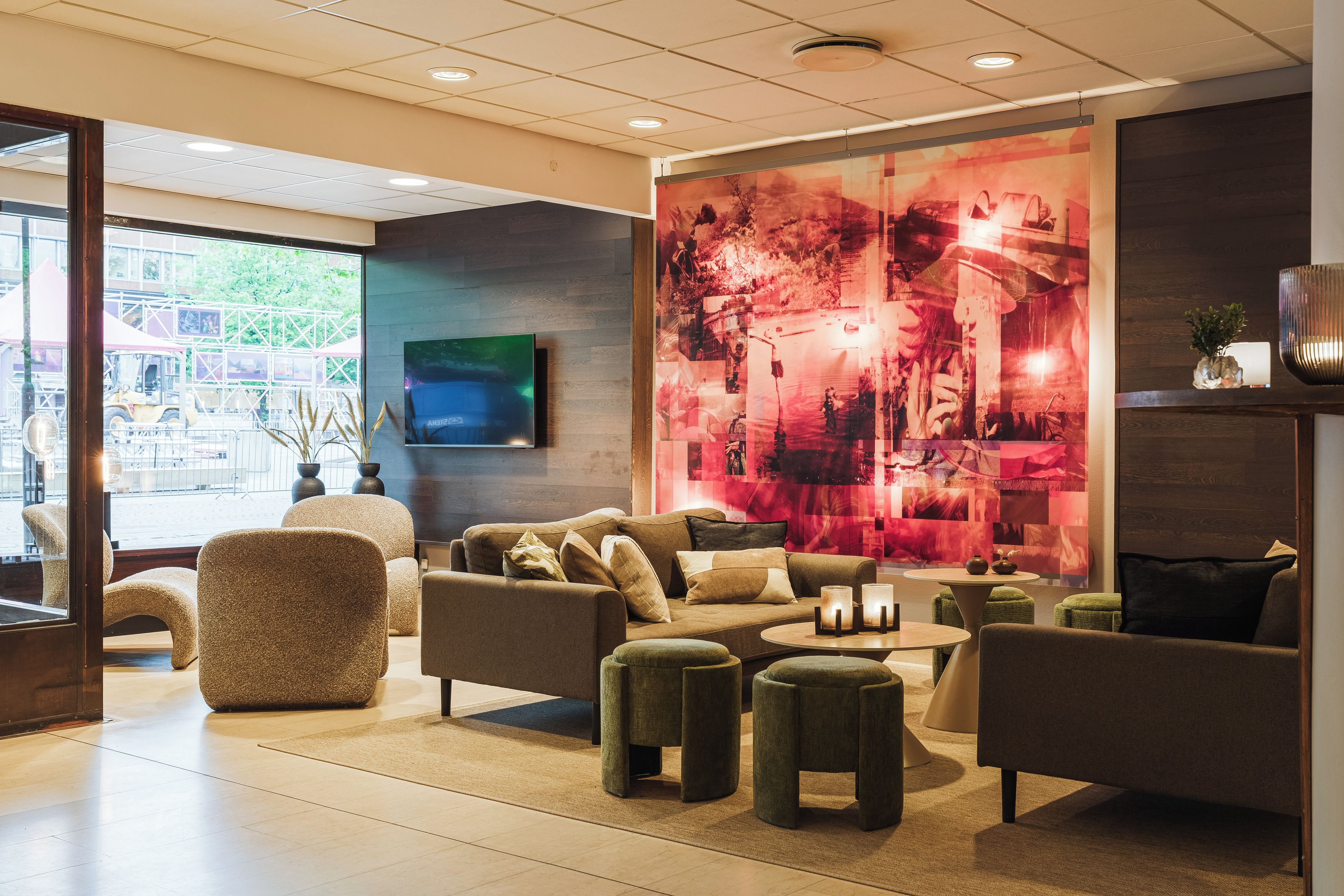 Lobby sitting area