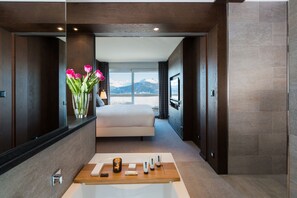 1 habitación, ropa de cama de alta calidad y minibar 