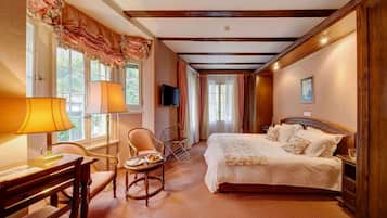 Chambre Double Deluxe | 1 chambre, literie de qualité supérieure, couette en duvet d'oie