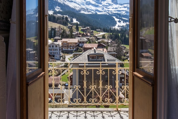 Kamar Double atau Twin Superior, pemandangan kebun | Balkon