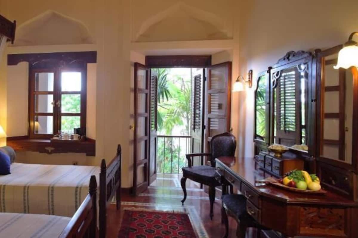 1 bedroom, premium bedding, minibar, in-room safe