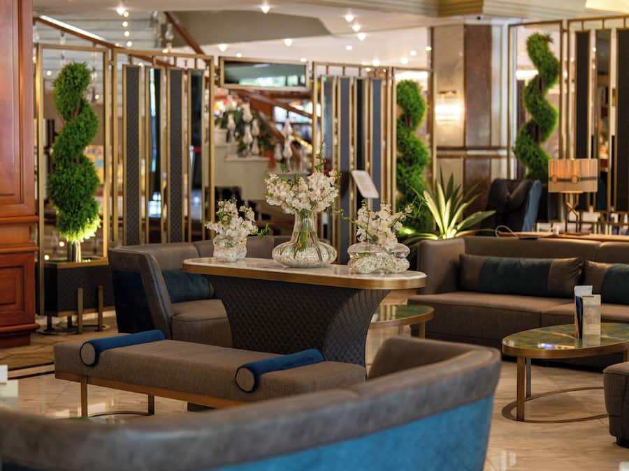 Sala de estar en el lobby