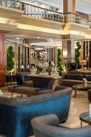Lobby sitting area. Akgun Istanbul Hotel, WorldHotels Crafted Collection