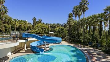 Outdoor pool, pool umbrellas, pool loungers