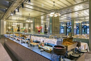 3 Restaurants; Frühstück, Mittagessen und Abendessen werden serviert
