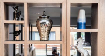 Holiday Inn Express Edinburgh Airport by IHG