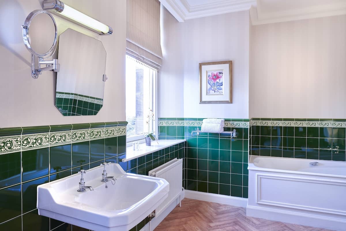 separate bathtub and shower, eco-friendly toiletries, hair dryer, bidet