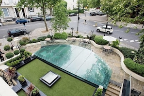 Suite | Extérieur