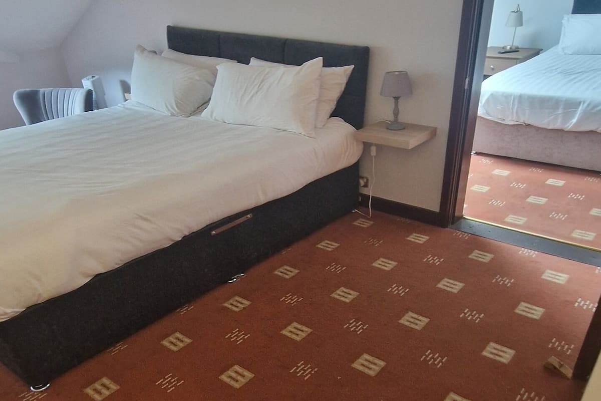 Family Room, Multiple Beds, Non Smoking