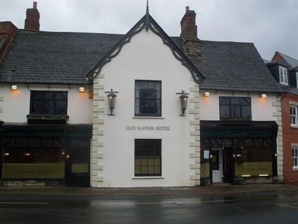 Exterior - Caravelli (Loughborough)
