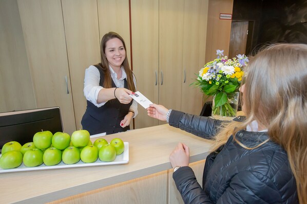 Reception - Essential by Dorint Remscheid (Remscheid)