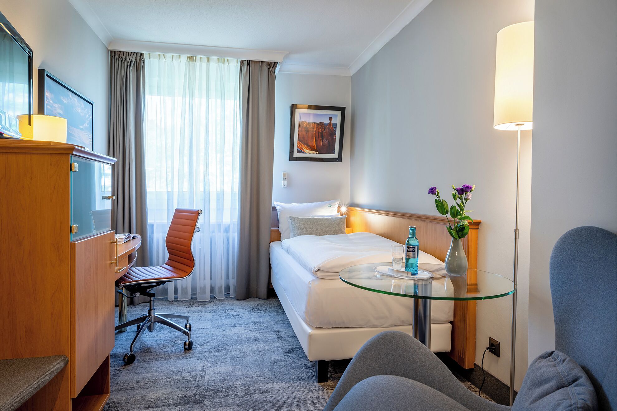 Habitació individual clàssica | 1 dormitori, minibar, caixa forta a l'habitació i escriptori 