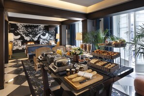 Daily buffet breakfast for a fee