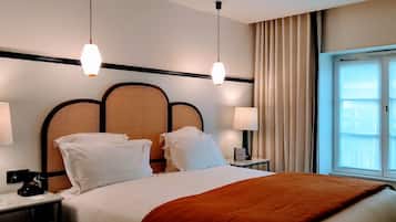 1 bedroom, Egyptian cotton sheets, premium bedding, pillowtop beds