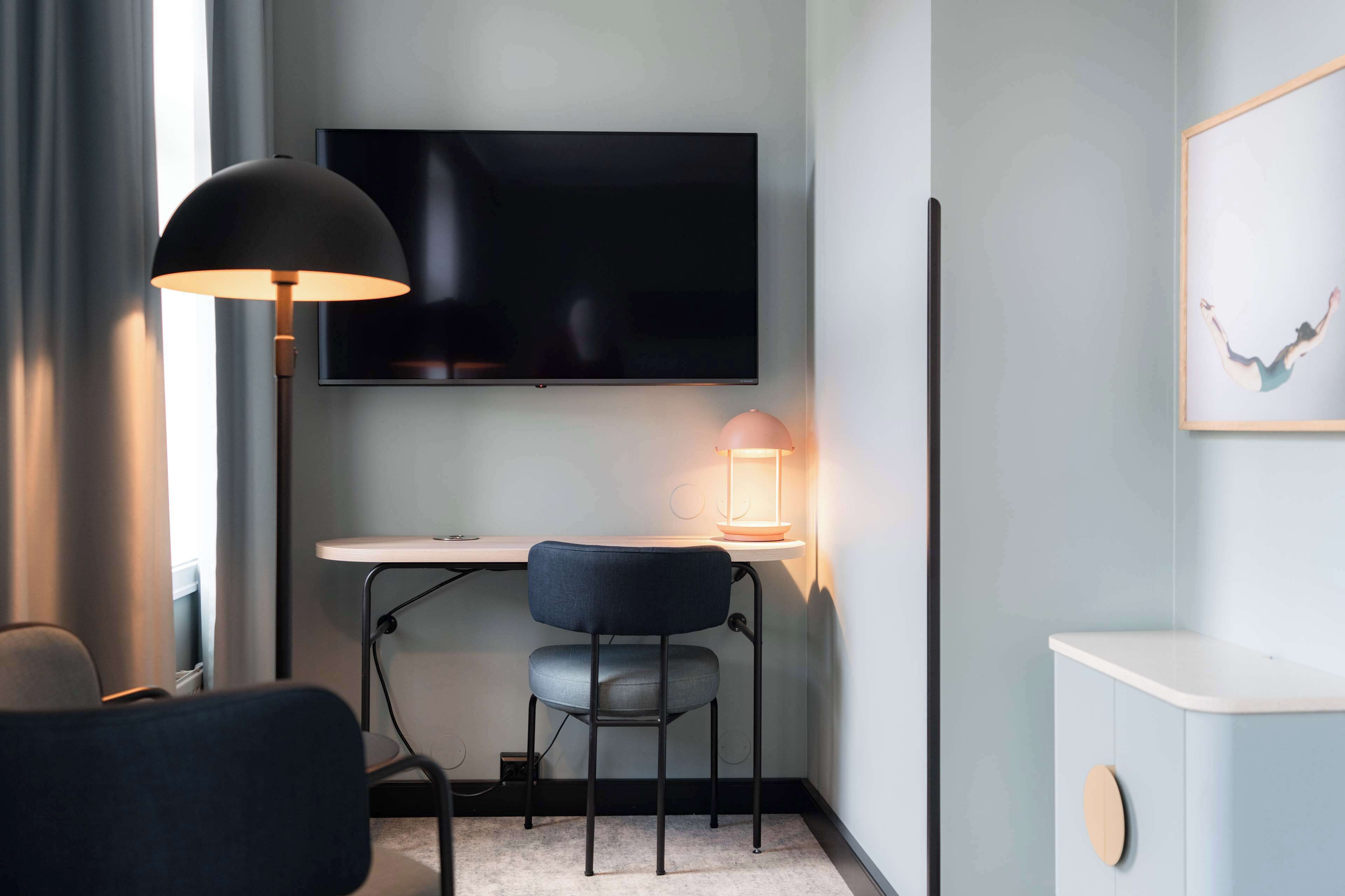 standard room, 1 king bed (standard) | 1 bedroom, desk, free wifi, bed sheets